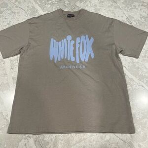 White fox tee